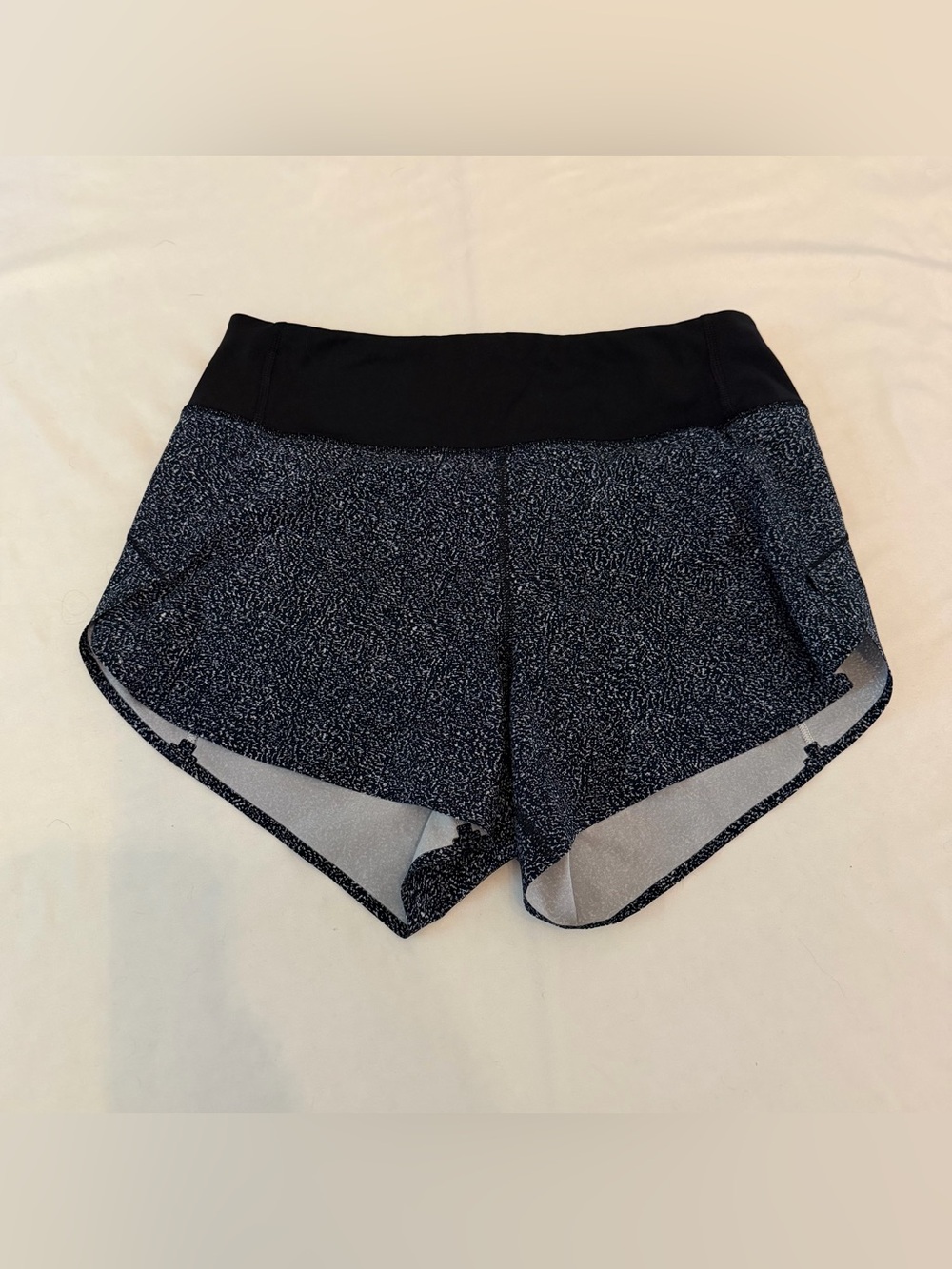 Athleta Run With It‎ 3” Running Athletic Gym Shorts Black White Speckled XS